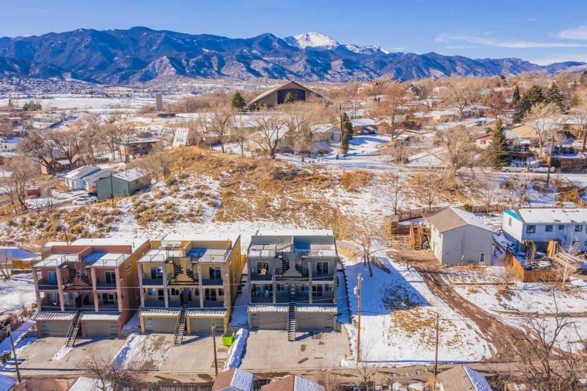 4Bd Home W Rooftop Patio Fire Pit & Mountain Views Colorado Springs Exterior foto